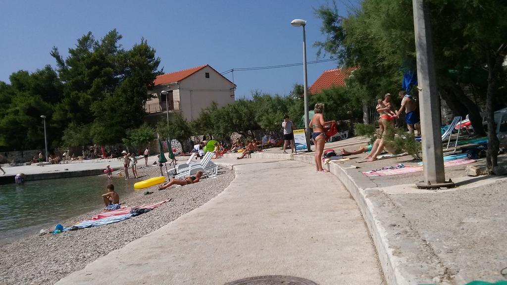 Holiday House Popovic Sućuraj 外观 照片