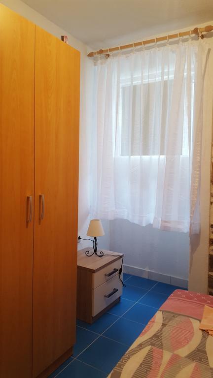 Holiday House Popovic Sućuraj 外观 照片