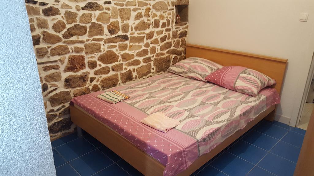Holiday House Popovic Sućuraj 外观 照片