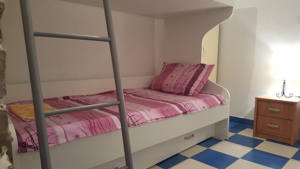 Holiday House Popovic Sućuraj 外观 照片
